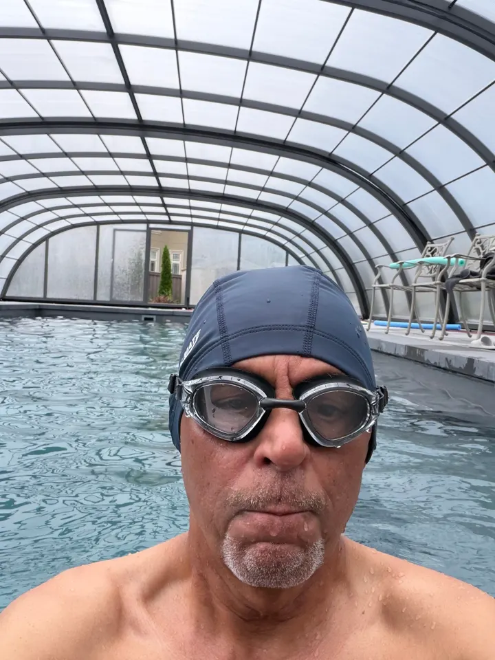 Naushad M., verified customer photo wearing NanoClear™ Recon goggles