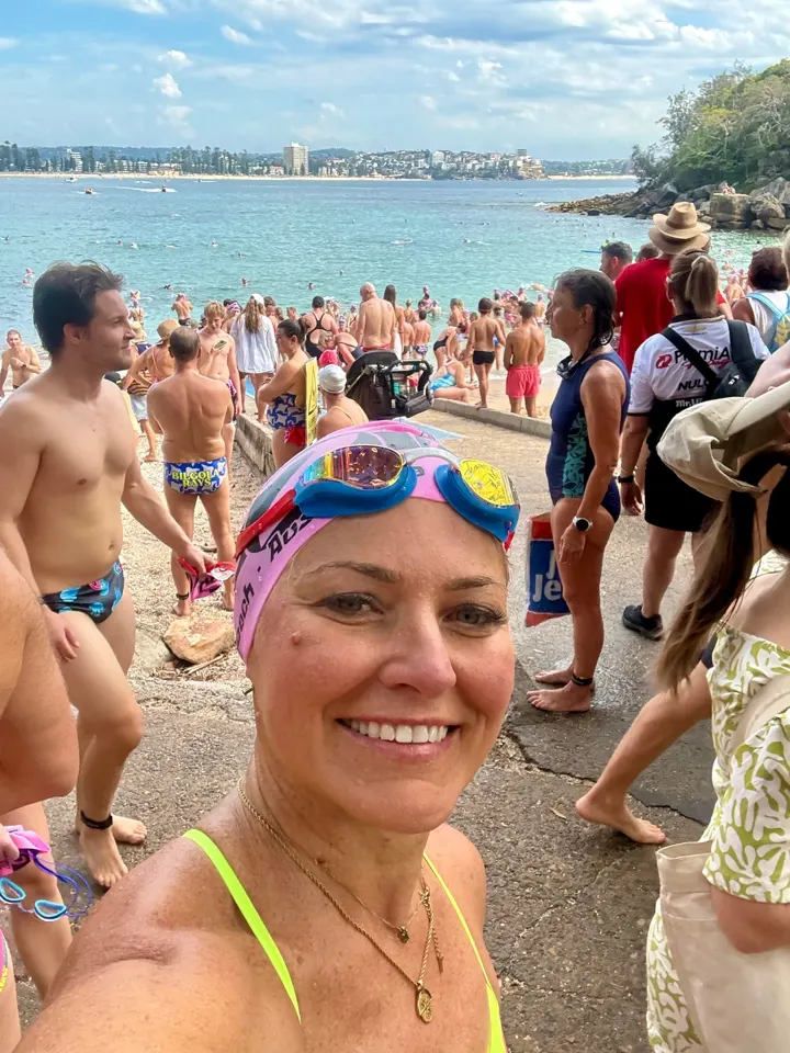 Lisha M., verified customer photo wearing NanoClear™ Strike goggles