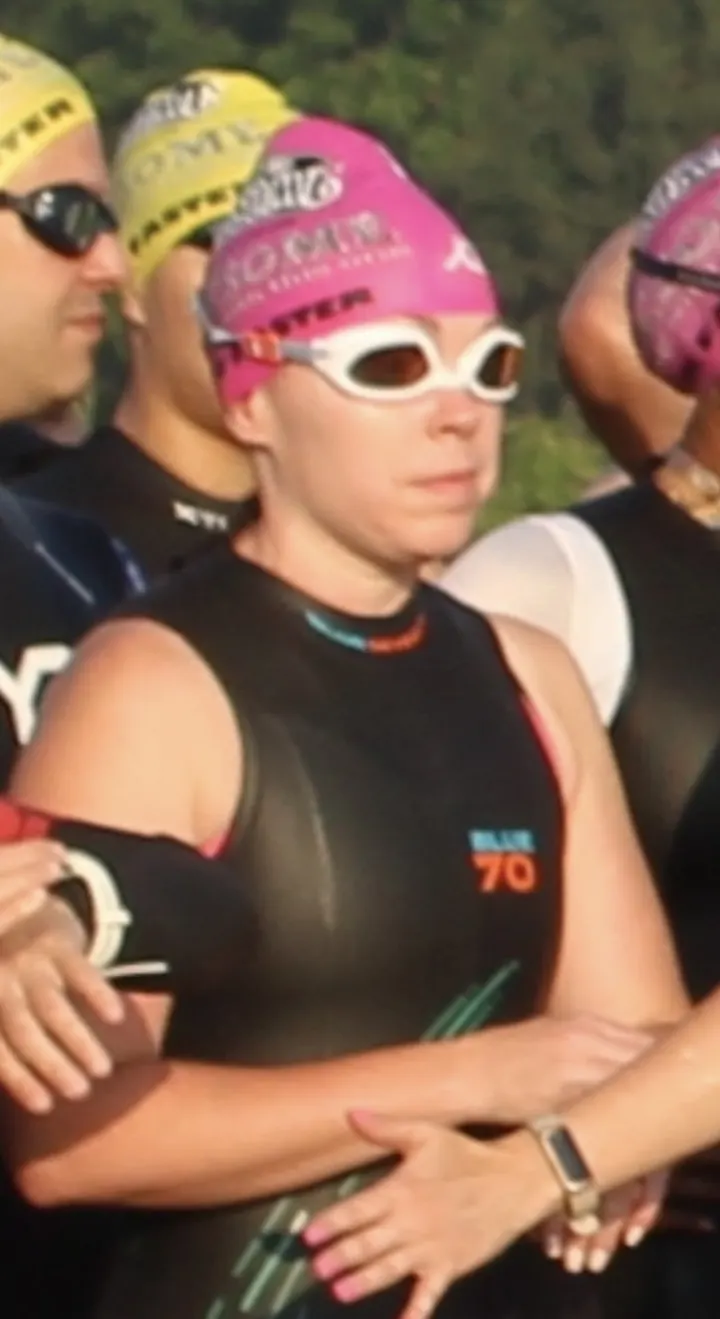 Amanda D., verified customer photo wearing NanoClear™ Flex goggles